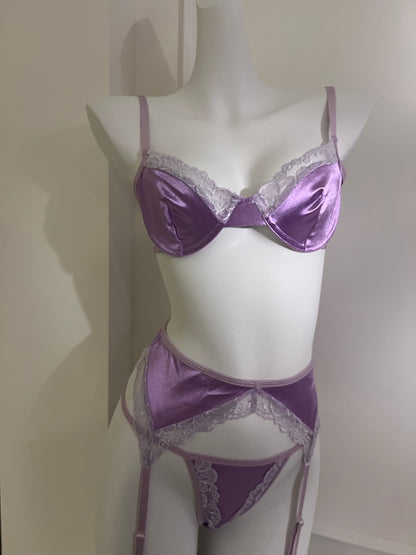 Ava Lingerie Set